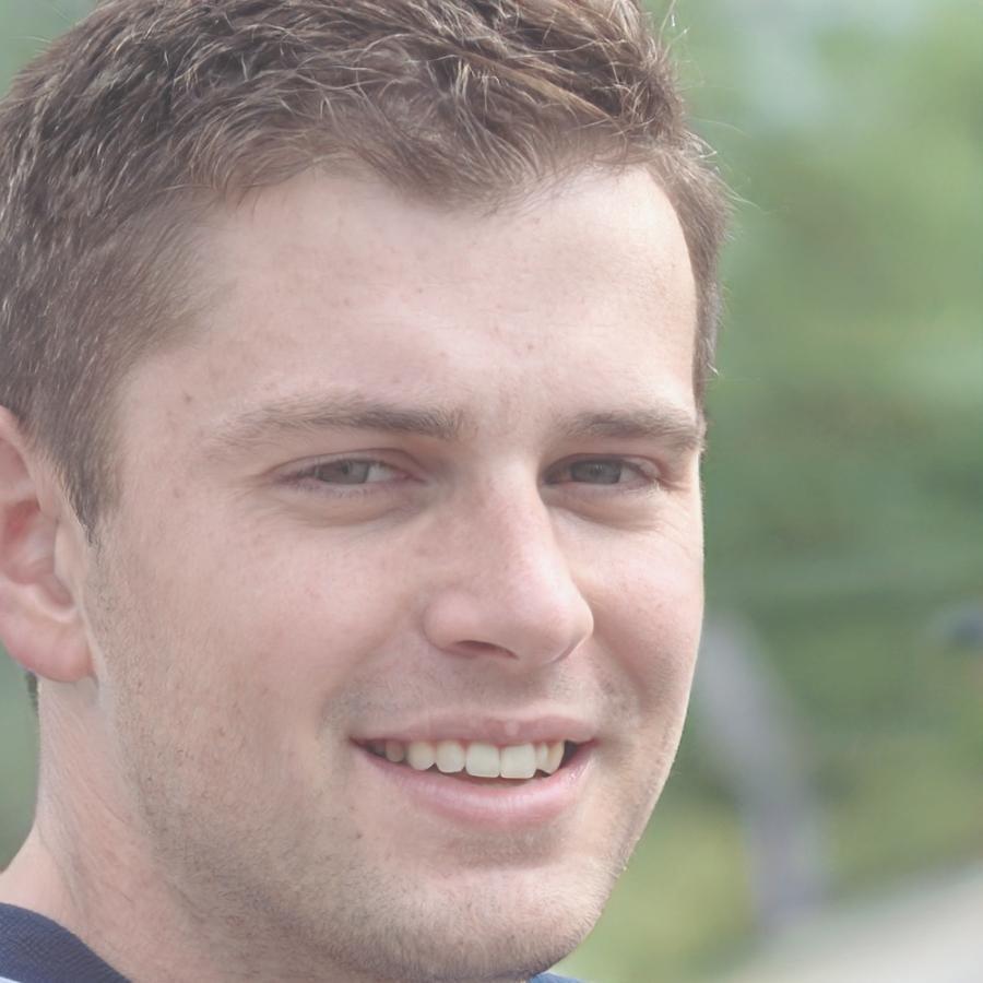 Dr. Cornelius Westermann, Senior Finanzanalyst